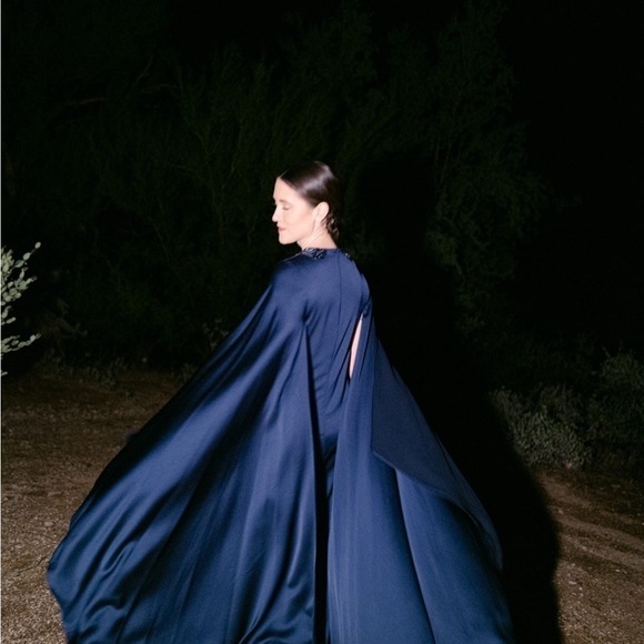 Rickie Freeman For Teri Jon Beaded Cape-Sleeve Satin Gown in Navy - Size 2 - Picture 13 of 14